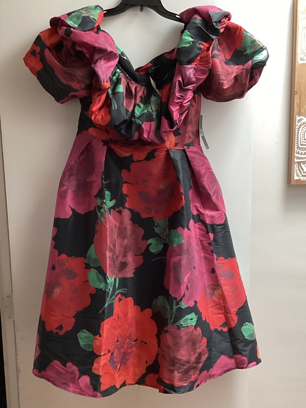 New York & Company Black Floral Puff-Sleeve Cocktail Dress